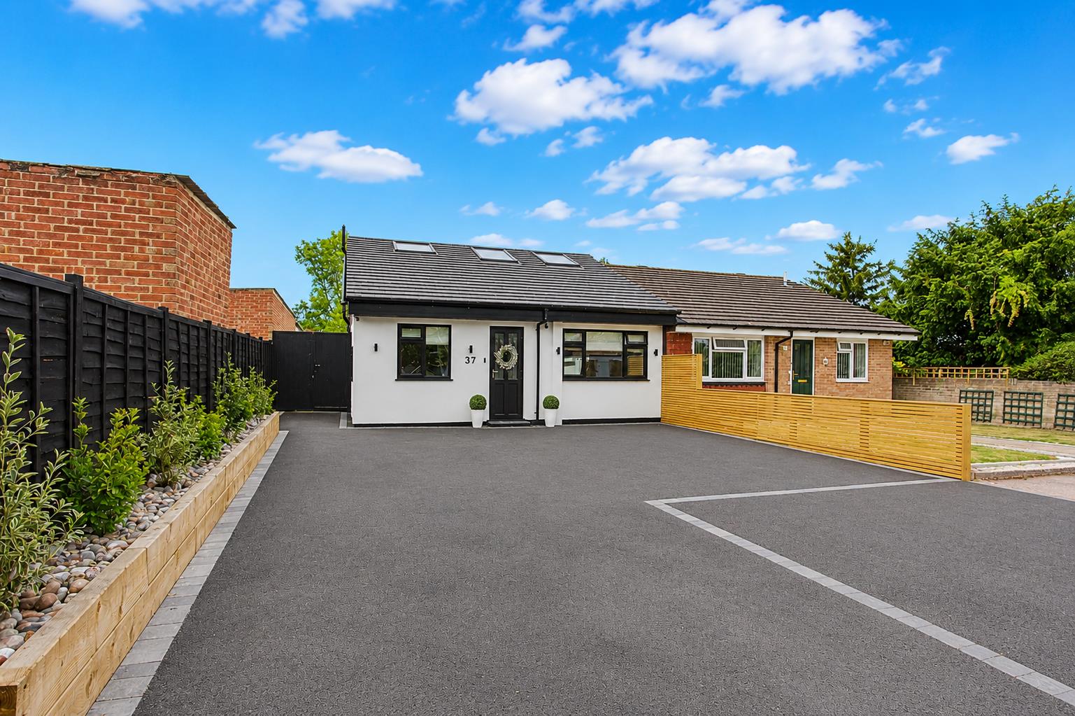 Vernon Close, Epsom